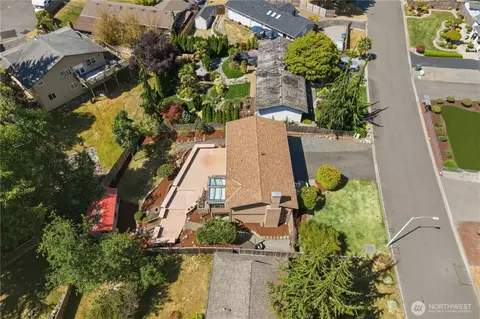 View/Area - 21812 2nd Ave SE, Bothell, WA 98021 photo 1 of 2