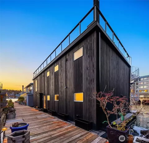 2241 Fairview Ave E #B, Seattle, WA 98102