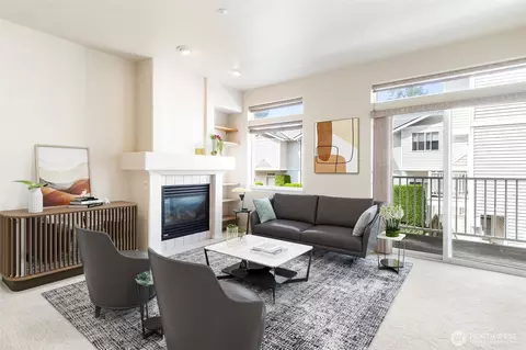 4119 156th St SW #5, Lynnwood, WA 98087