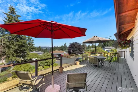 19924 97th Ave S, Renton, WA 98055