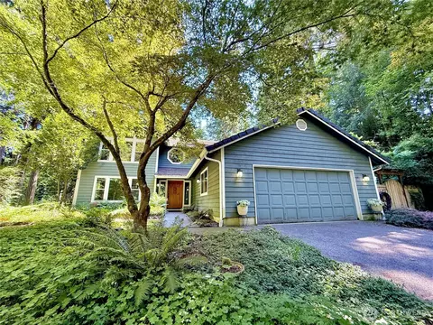 6937 Foothill Dr SW, Olympia, WA 98512