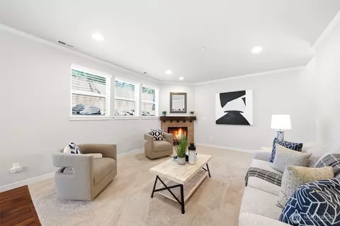 Living - 11614 52nd Ave SE, Everett, WA 98208 photo 1 of 3