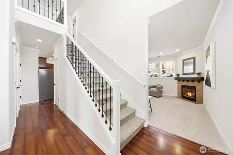 Entry Way - 11614 52nd Ave SE, Everett, WA 98208 photo 1 of 2