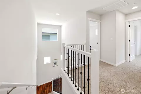 Entry Way - 11614 52nd Ave SE, Everett, WA 98208 photo 2 of 2