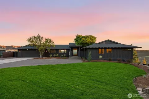 226 High Dr, Spokane, WA 99203