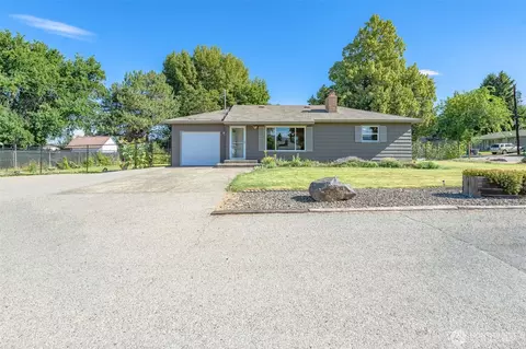 1385 Tedford St SE, East Wenatchee, WA 98802