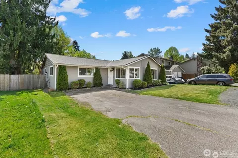 6004 99th St NE, Marysville, WA 98270