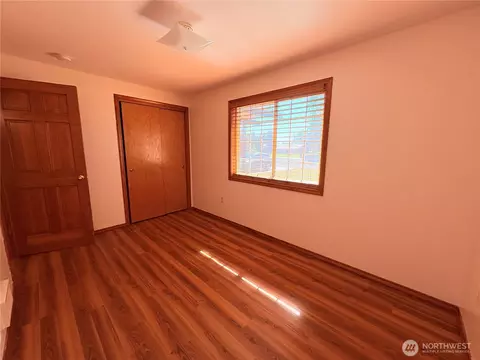 Bedroom - 41 Livengood Ln, Sequim, WA 98382 photo 3 of 4