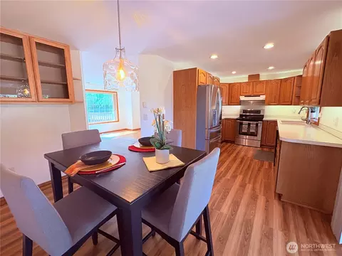 Dining - 41 Livengood Ln, Sequim, WA 98382 photo 2 of 3