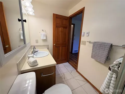 Bath - 41 Livengood Ln, Sequim, WA 98382 photo 2 of 4