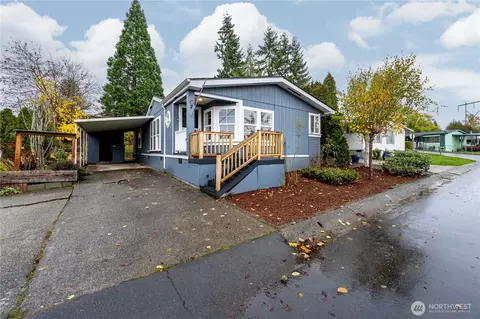704 87th Ave NE #2, Lake Stevens, WA 98258