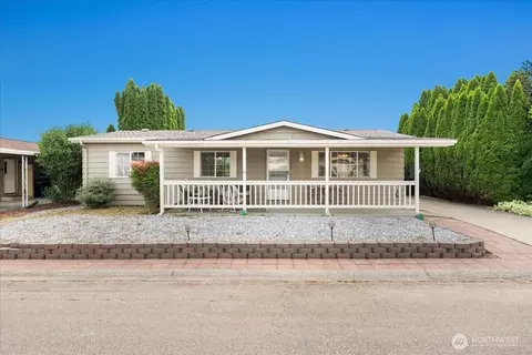 1402 22nd St NE #408, Auburn, WA 98002