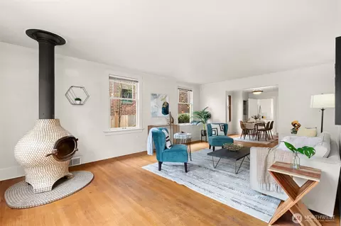 Living - 119 N 83rd St, Seattle, WA 98103 photo 1 of 3