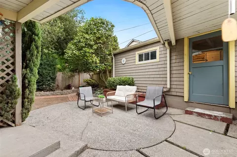 Exterior - 119 N 83rd St, Seattle, WA 98103 photo 2 of 7