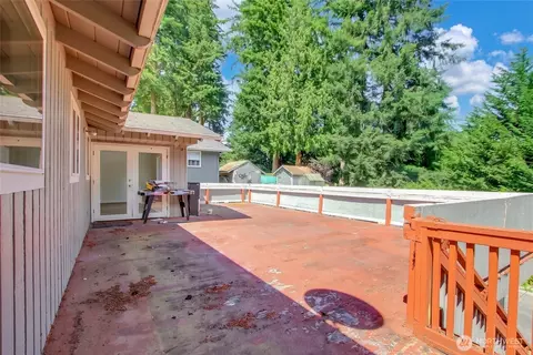 Exterior - 201 E Beech St, Everett, WA 98203 photo 4 of 6