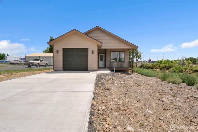 419 5th Ave SE, Soap Lake, WA 98851