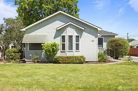 26 SW 13th, College Place, WA 99324