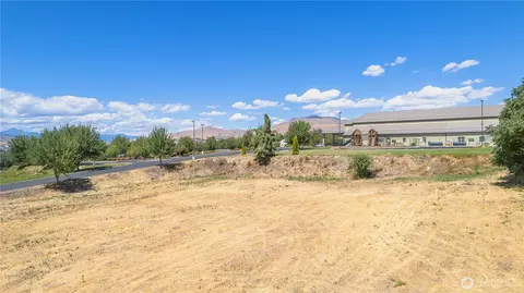 23 Mcelmurry Ln NE, East Wenatchee, WA 98802