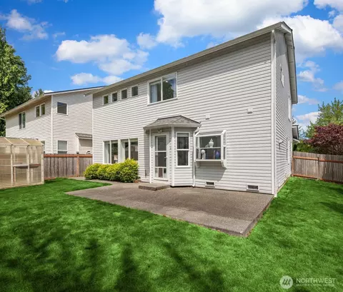 Exterior - 4830 149th Pl SE, Everett, WA 98208 photo 6 of 8