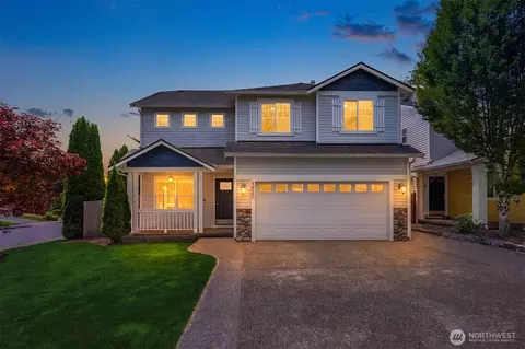 Exterior - 4830 149th Pl SE, Everett, WA 98208 photo 2 of 8