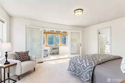 Bedroom - 911 Brookmere St, Edmonds, WA 98020 photo 2 of 5