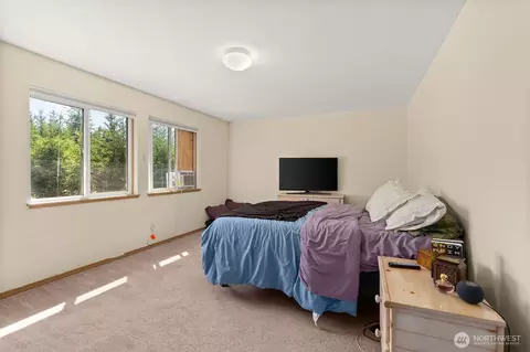 Bedroom - 150 126 Allen Rd, Onalaska, WA 98570 photo 4 of 4