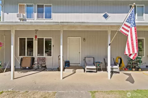 Exterior - 150 126 Allen Rd, Onalaska, WA 98570 photo 5 of 12