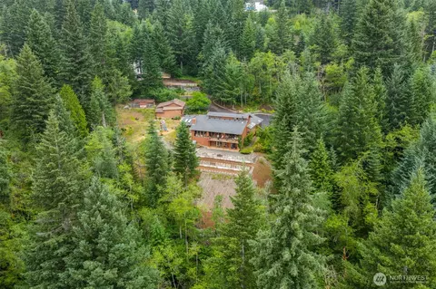 15317 NE Winsor Dr, Brush Prairie, WA 98606