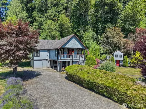 27021 Lower Burnett Rd E, Buckley, WA 98321
