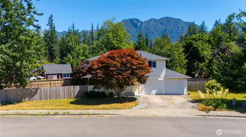 218 Lisa Ln, Gold Bar, WA 98251