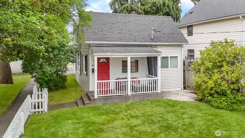 715 S Oakes St, Tacoma, WA 98405