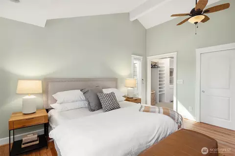 Bedroom - 10710 NE 190th St, Bothell, WA 98011 photo 2 of 5