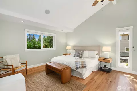 Bedroom - 10710 NE 190th St, Bothell, WA 98011 photo 1 of 5