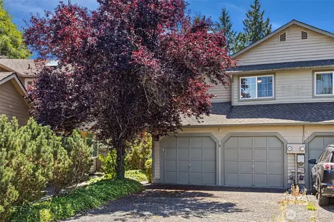 Exterior - 2108 186th Pl SE, Bothell, WA 98012 photo 2 of 7