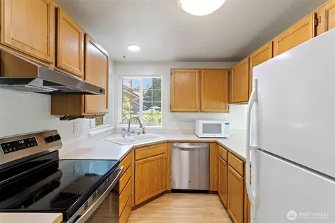 Kitchen - 2108 186th Pl SE, Bothell, WA 98012 photo 1 of 1