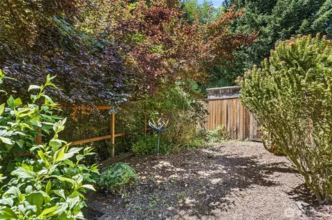 Exterior - 2108 186th Pl SE, Bothell, WA 98012 photo 7 of 7