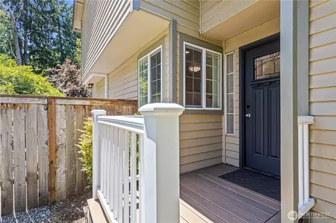 Exterior - 2108 186th Pl SE, Bothell, WA 98012 photo 3 of 7