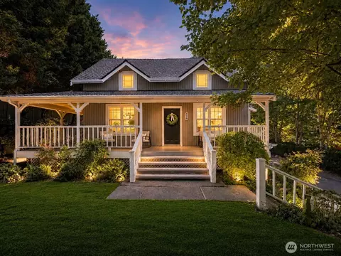 420 222nd Ave NE, Sammamish, WA 98074