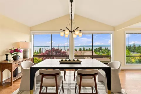 Dining - 5017 33rd Ave W, Everett, WA 98203 photo 1 of 5