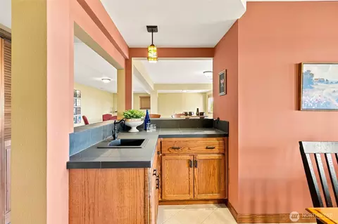 Kitchen - 5017 33rd Ave W, Everett, WA 98203 photo 4 of 4