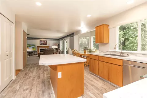 Kitchen - 19405 88th Ave E, Spanaway, WA 98387 photo 4 of 4