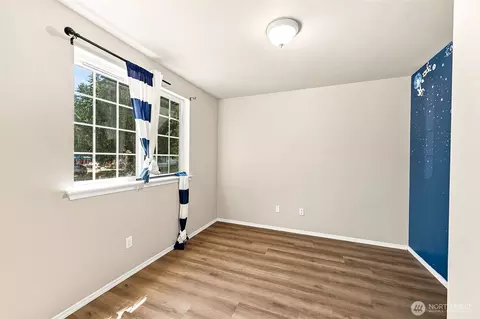 Bedroom - 20109 69th Ave E, Spanaway, WA 98387 photo 4 of 5