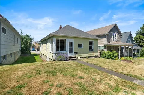 1413 N Gdn, Bellingham, WA 98225