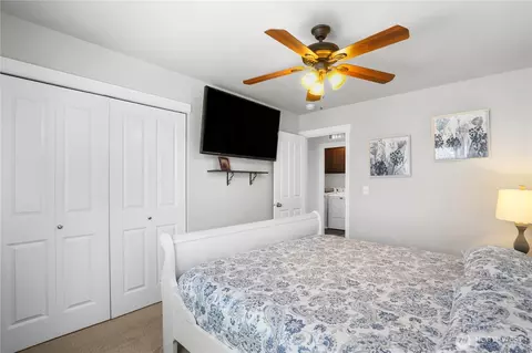 Bedroom - 1010 Van Ogle Ln NW, Orting, WA 98360 photo 4 of 6