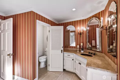 Bath - 2109 38th Ave E, Seattle, WA 98112 photo 1 of 5