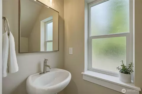 1711 12th St #B, Everett, WA 98201 photo 12