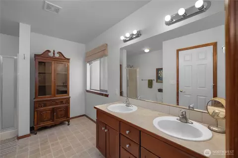 Bath - 119 Summit Loop, Mccleary, WA 98557 photo 1 of 2