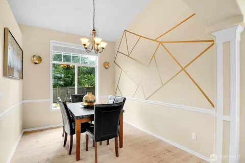 Dining - 2924 101st Pl SE, Everett, WA 98208 photo 1 of 1