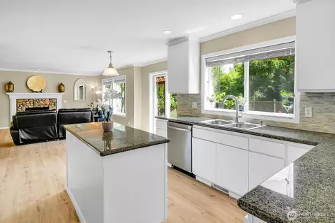 Kitchen - 2924 101st Pl SE, Everett, WA 98208 photo 1 of 3