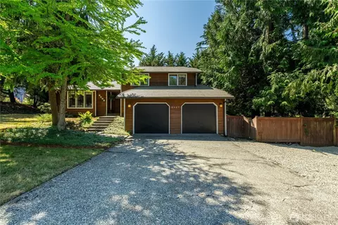 8005 NE 120th St, Kirkland, WA 98034